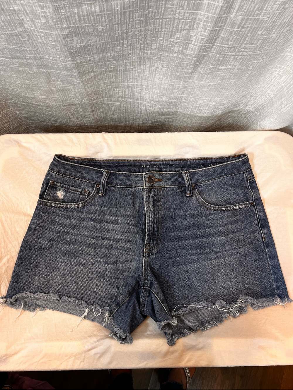Women’s Dark Wash Denim Cutoff Shorts - Blue